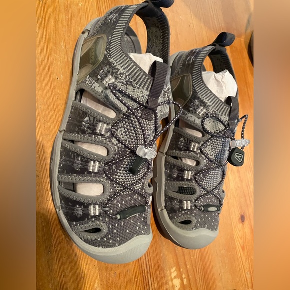 KEEN EVOFIT SHOES - Picture 1 of 11